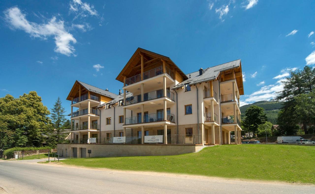 Apartamenty Sun Seasons 24 - Sarnia カルパッチ エクステリア 写真
