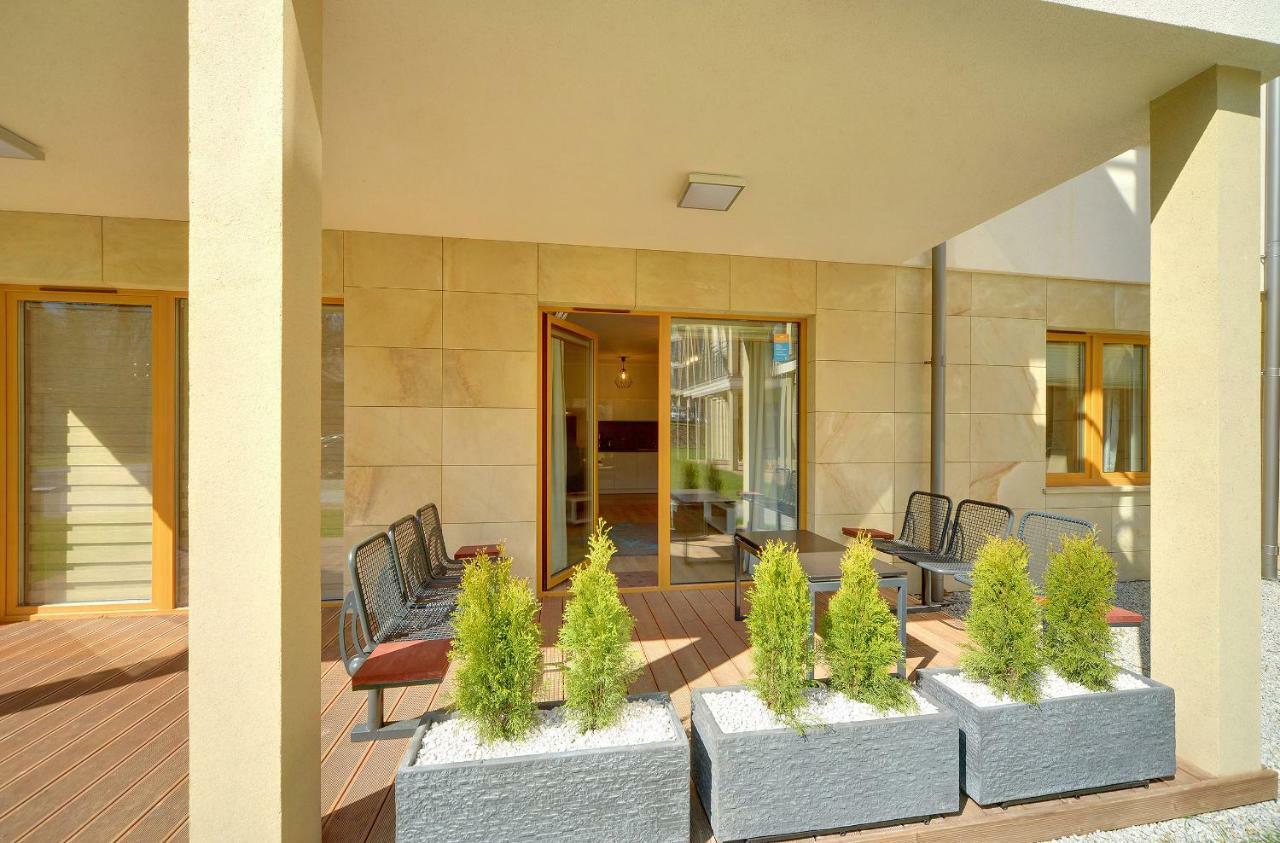 Apartamenty Sun Seasons 24 - Sarnia カルパッチ エクステリア 写真
